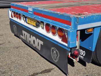 R520 V8 8x2/6 / HMF 70 tm + JUMBO AANHANGER